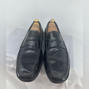 Salvatore Ferragamo black leather loafer sneaker